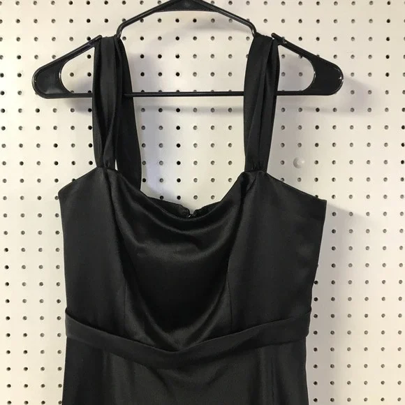 David's Bridal Black Bridesmaid Dress! Size 8! Style F14556 - Picture 2 of 6